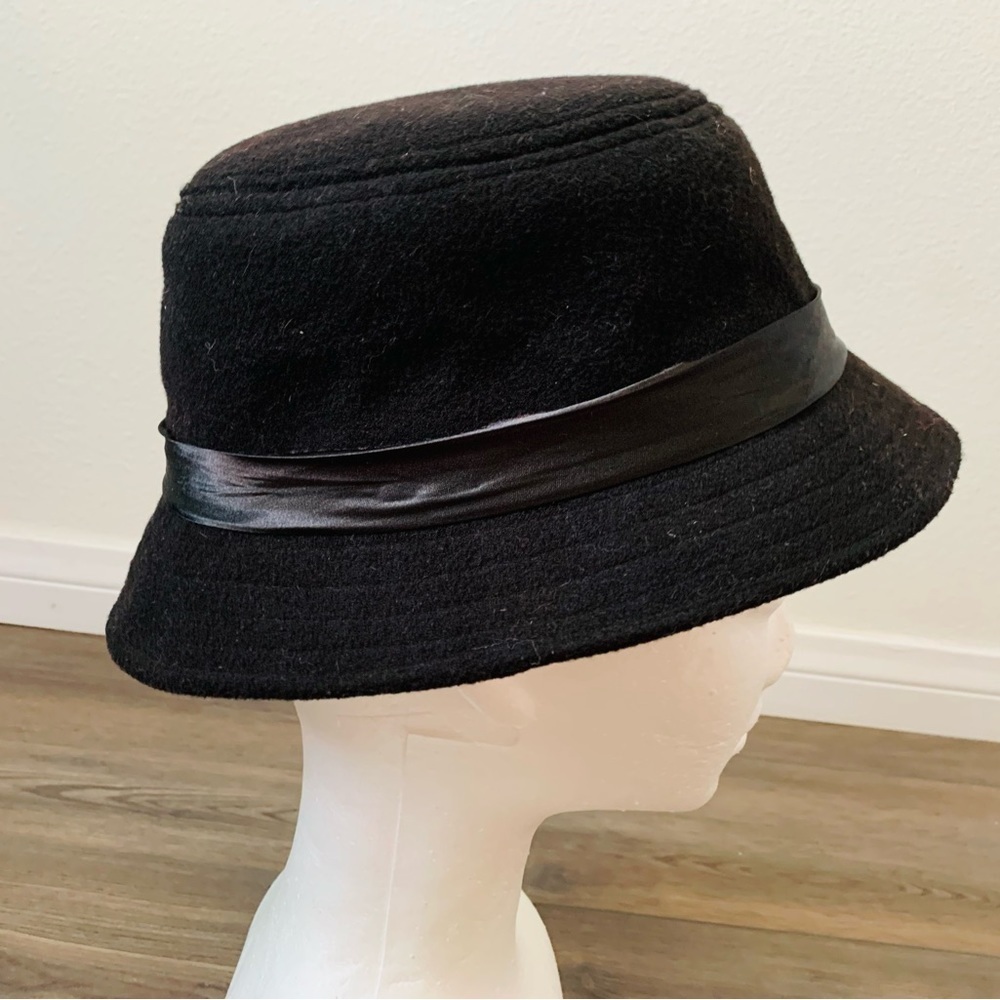 Hat - Picture 3 of 7